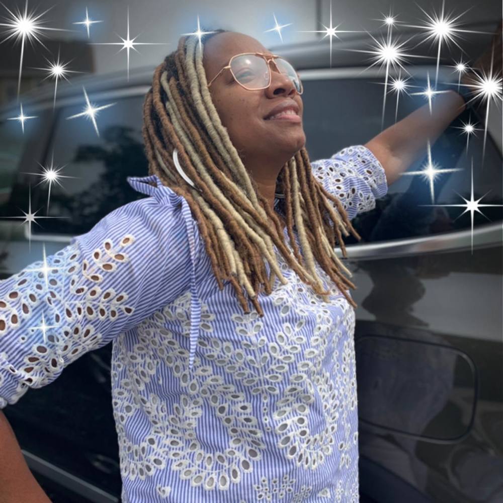 Meet your Posher, Deshun